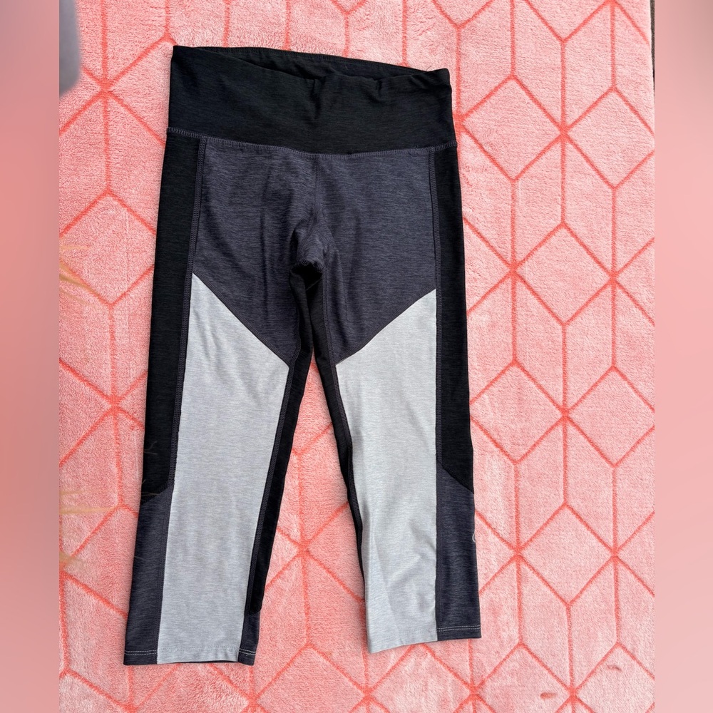 Champion Black and Gray 3/4th Leggings